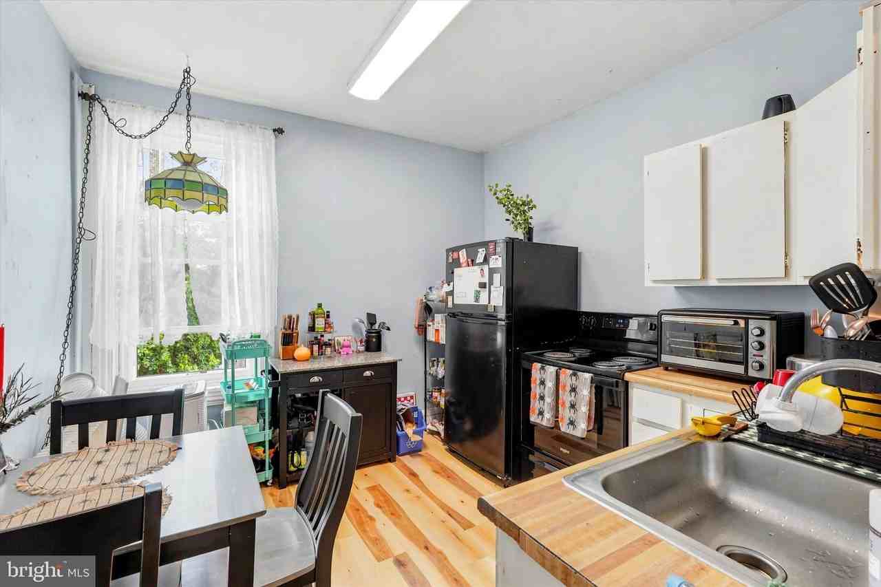 204 Ripka St #2 - Photo 5 of 19