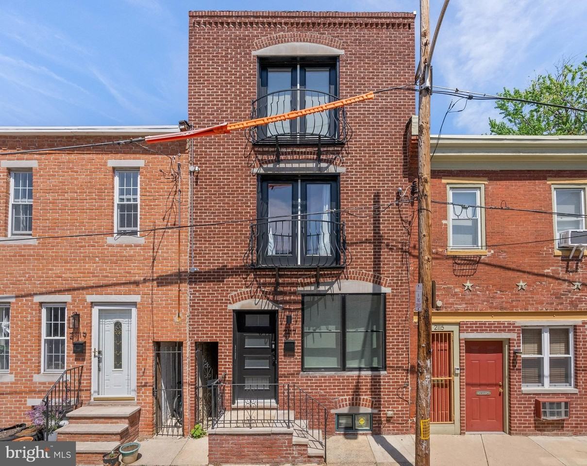 2117 Clymer St - Photo 2 of 10