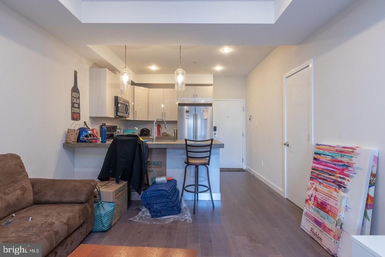 938 New Market St #304 - Photo 5 of 20