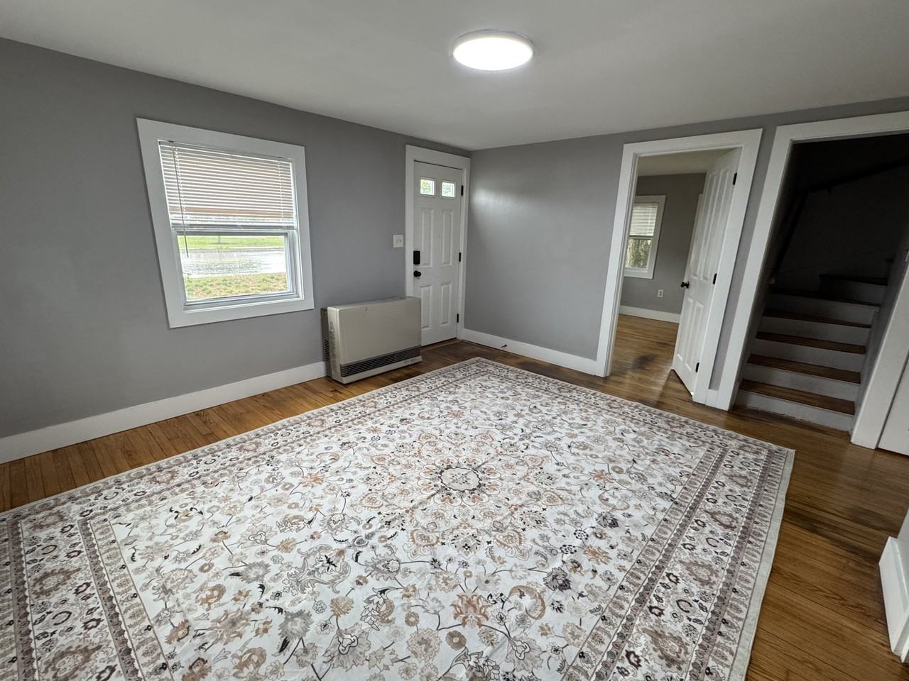 88 New Rochester Rd - Photo 7 of 26