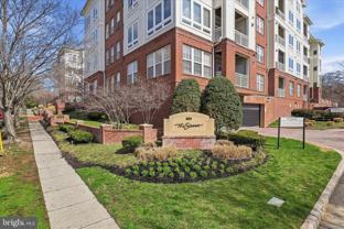 801 S Greenbrier St #103 - Photo 1 of 1