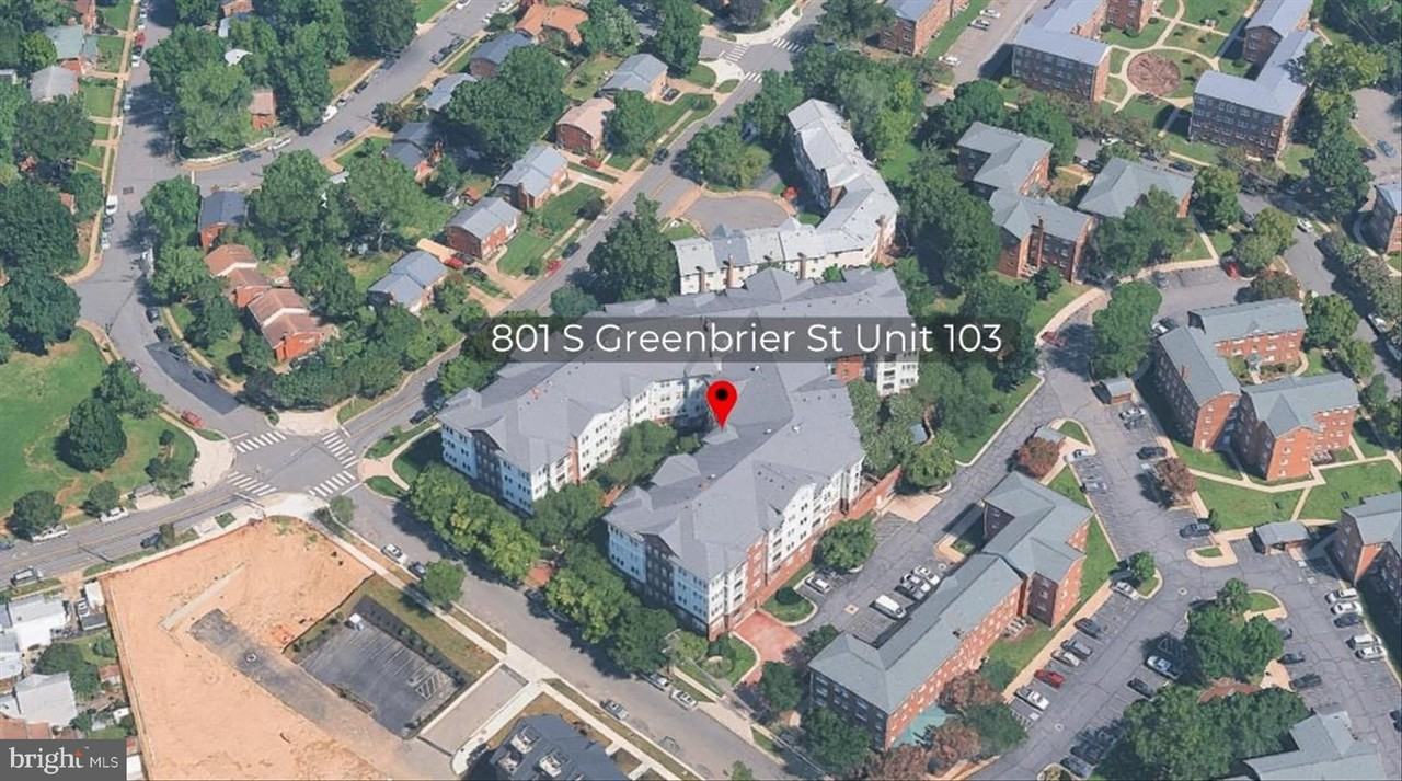801 S Greenbrier St #103 - Photo 2 of 33