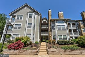 featured image of 5601 Willoughby Newton Dr #36