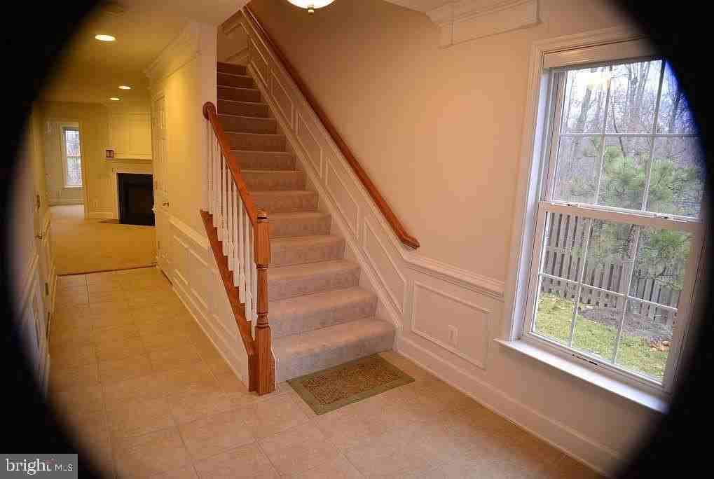 13700 Maple Sugar Ln - Photo 5 of 47