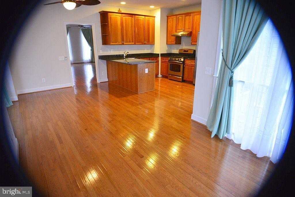 13700 Maple Sugar Ln - Photo 6 of 47
