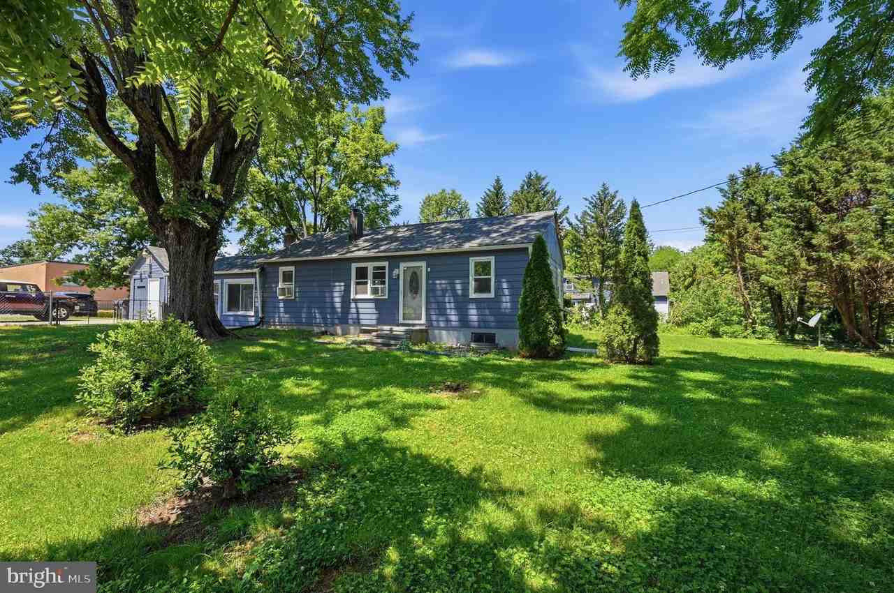 44 S Woodlawn Ave - Photo 2 of 26