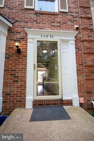 20978 Tobacco Sq - Photo 2 of 48