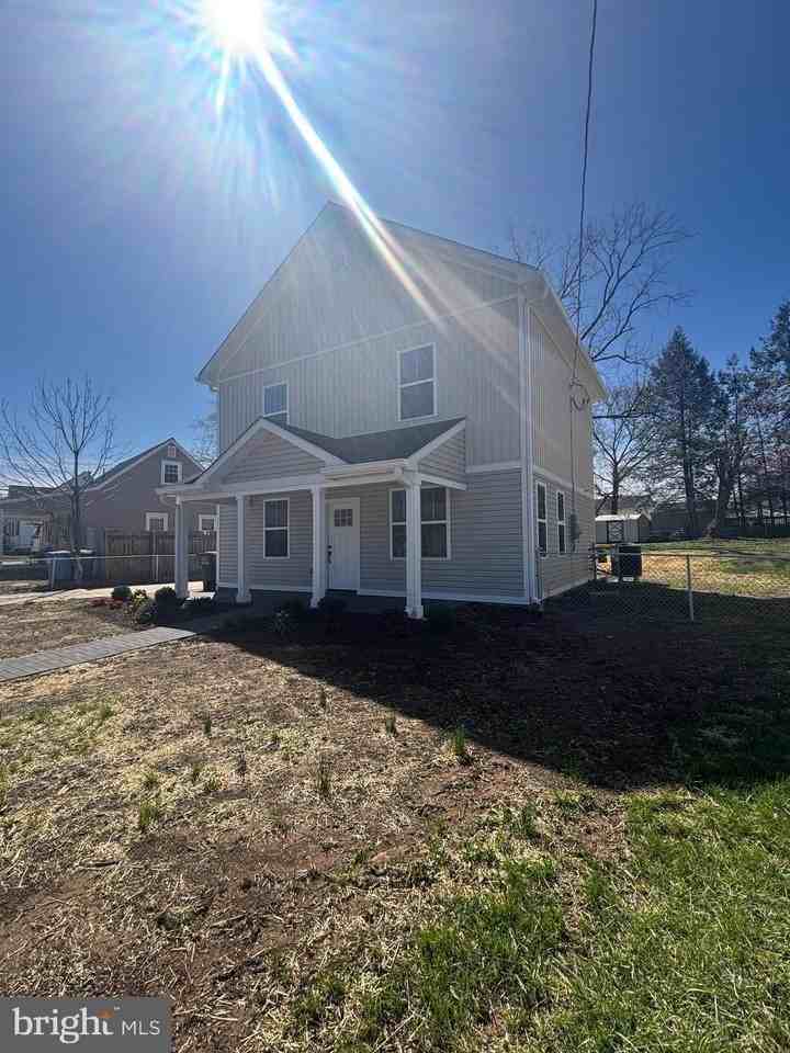 129 Evans St - Photo 5 of 50
