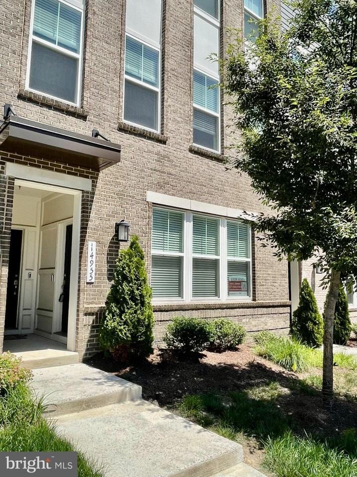 14955 River Walk Way - Photo 2 of 22