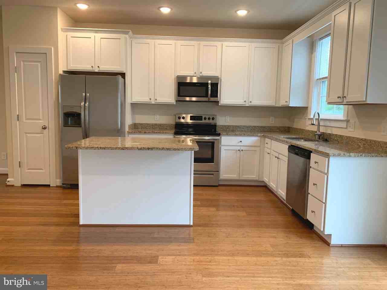88 Andrews Pl - Photo 3 of 14