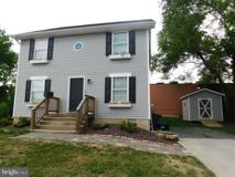 916 S Loudoun St - Photo 1 of 1