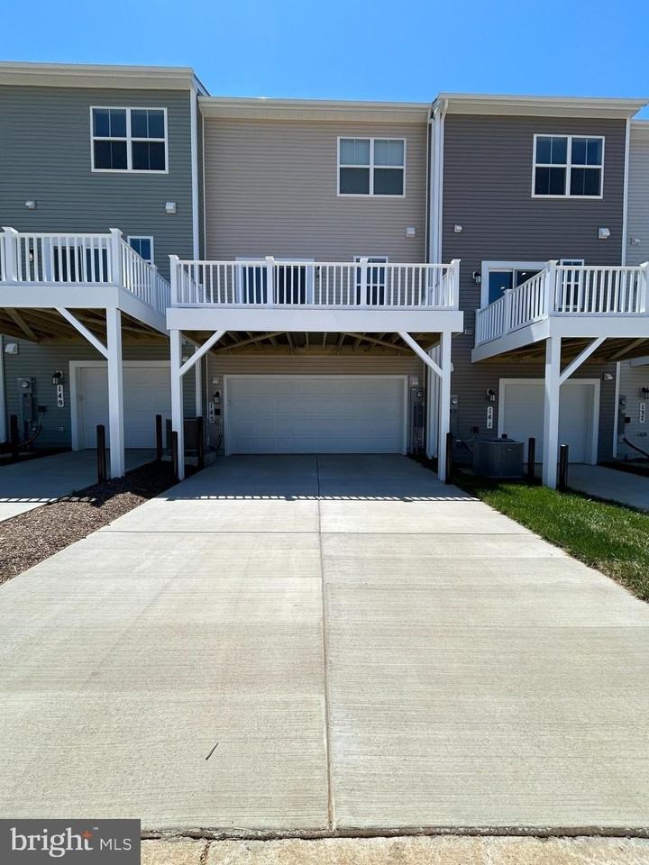 145 Swan Field Ave - Photo 2 of 14