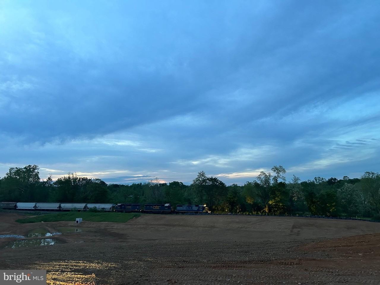 145 Swan Field Ave - Photo 6 of 14