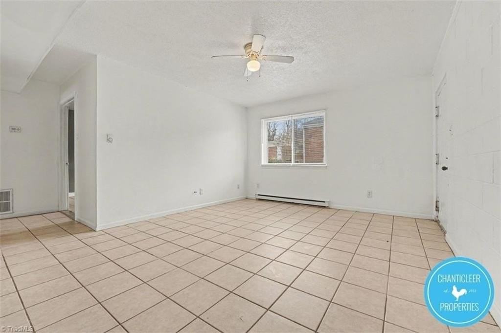 1603 Autumn Dr #A - Photo 2 of 16