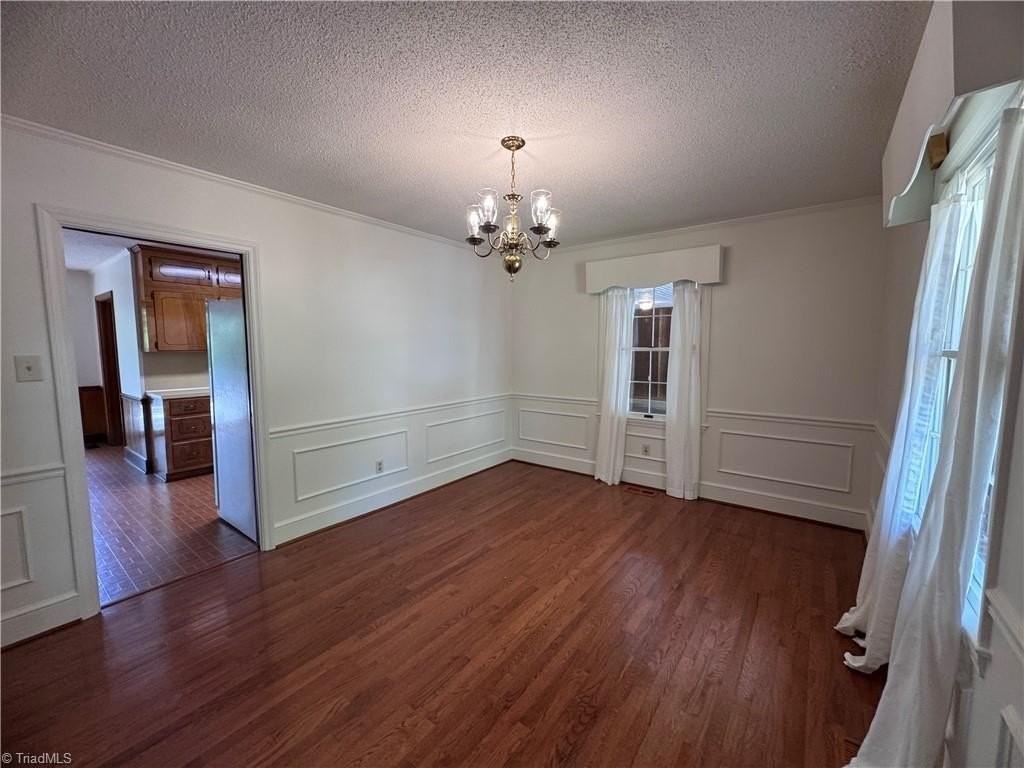 603 Shannon Rd - Photo 5 of 46