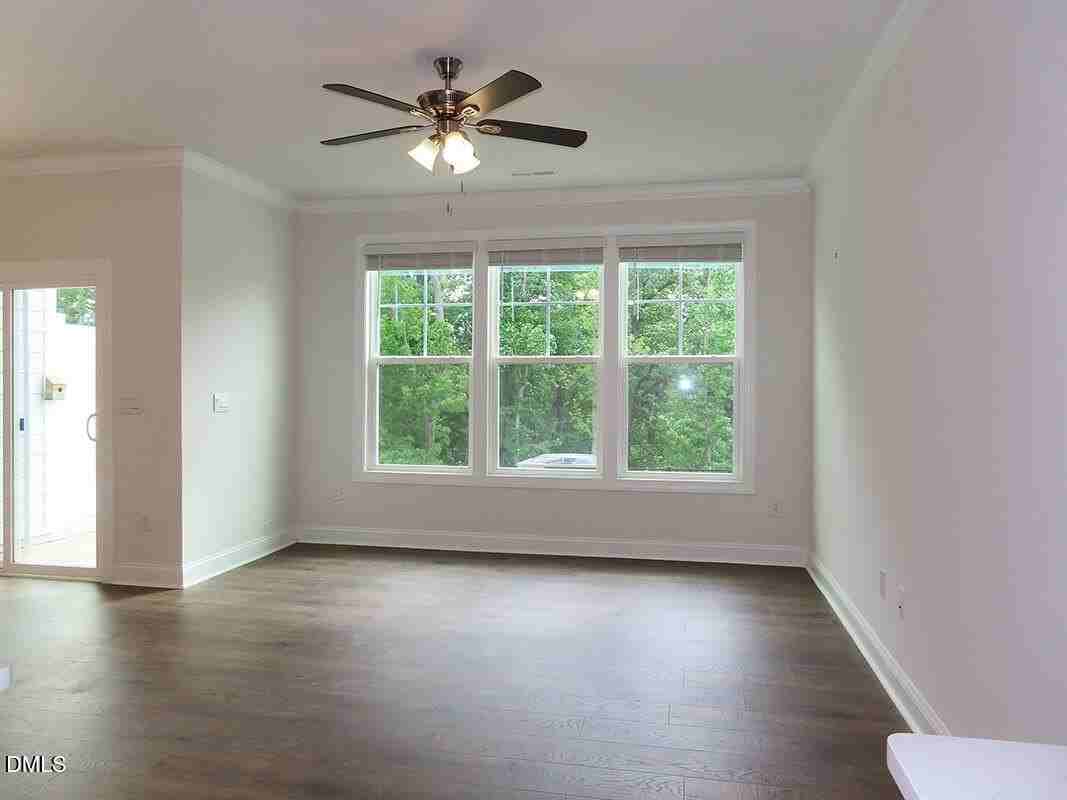 509 Brightleaf Rd - Photo 2 of 23