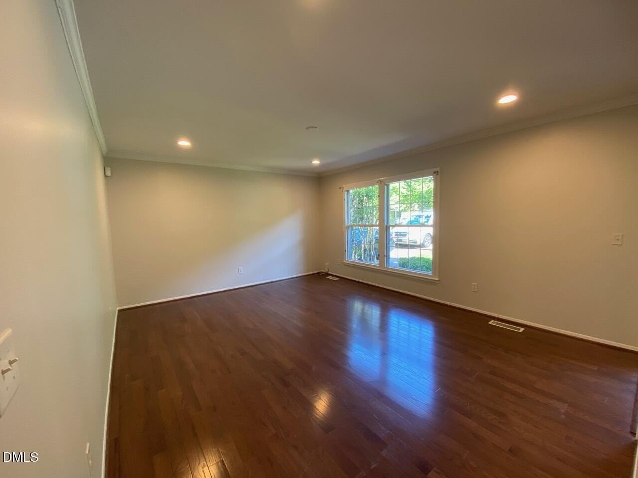 409 Killington Dr - Photo 2 of 23