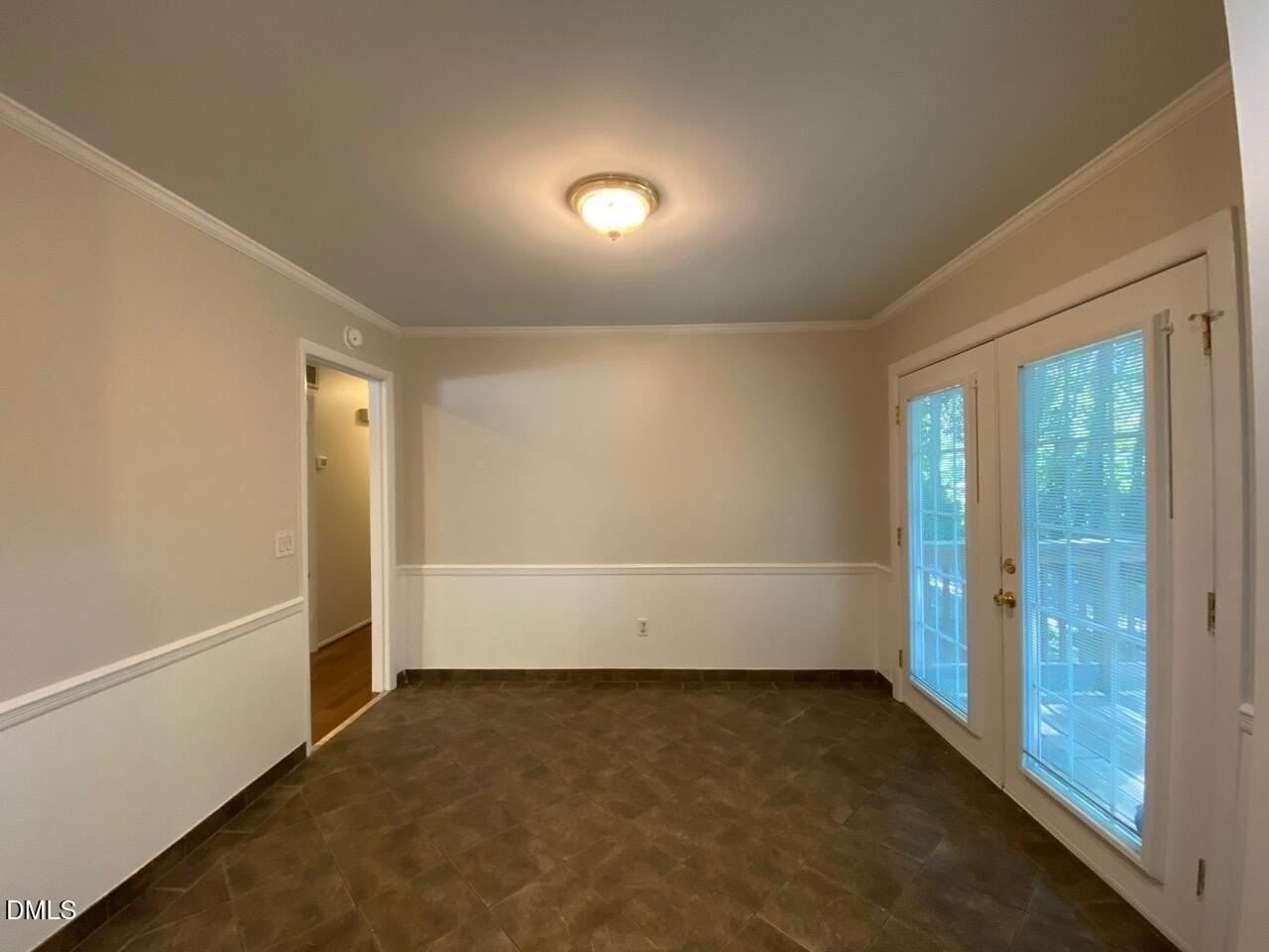 409 Killington Dr - Photo 6 of 23