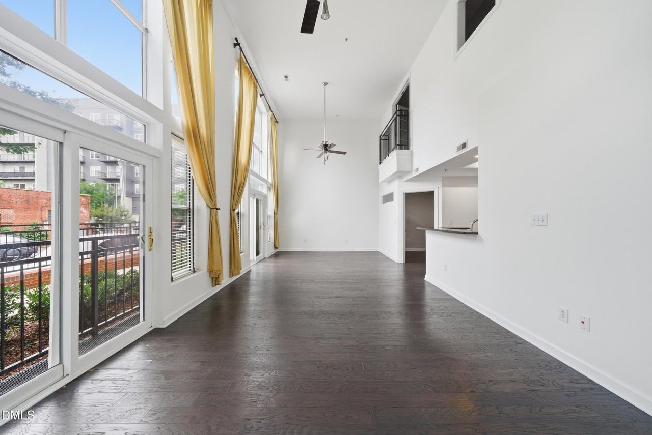 200 S Dawson St - Photo 5 of 26