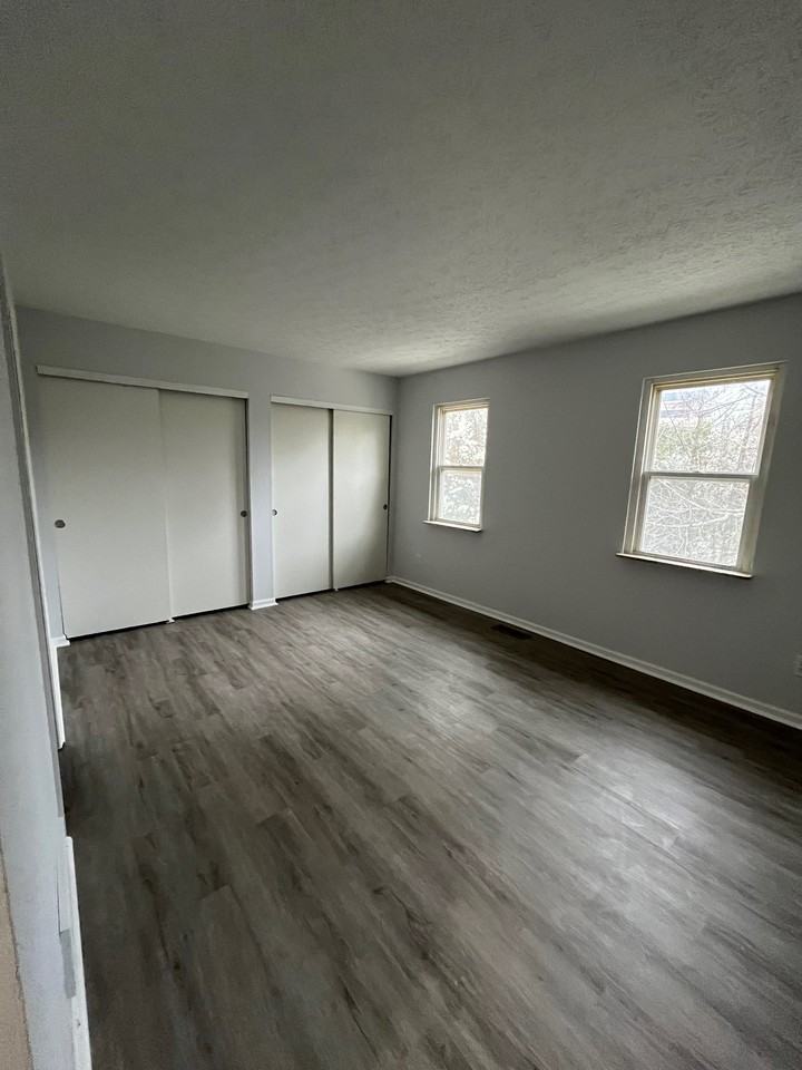 6871 Cooper Rd - Photo 5 of 8