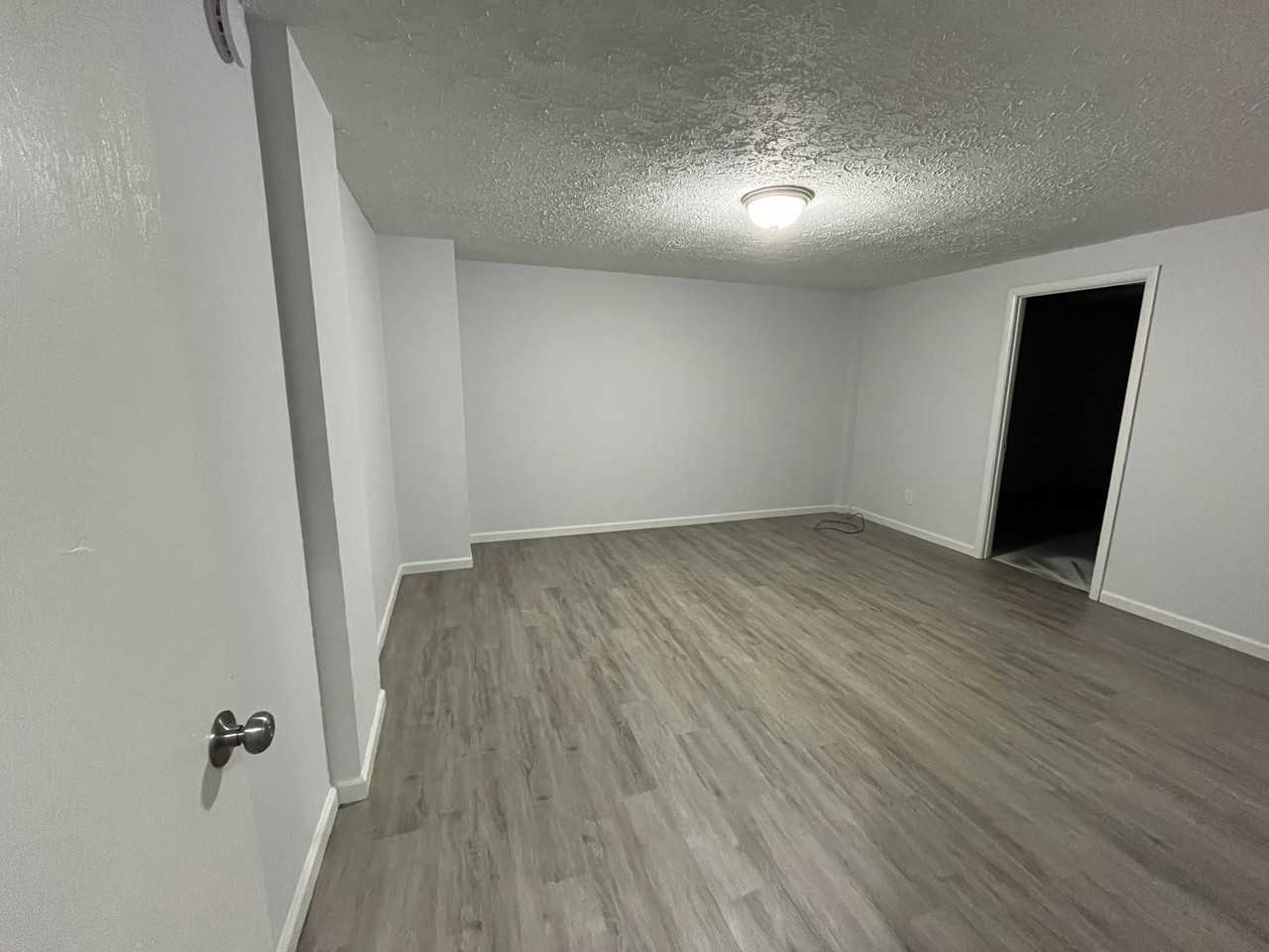 6871 Cooper Rd - Photo 6 of 8