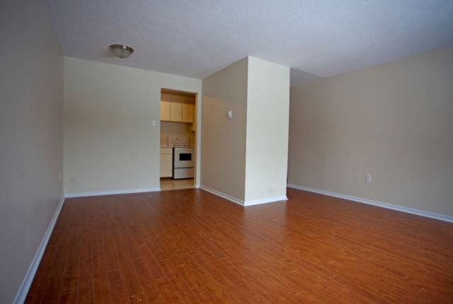 10 Sybyl Crt #2 - Photo 2 of 17