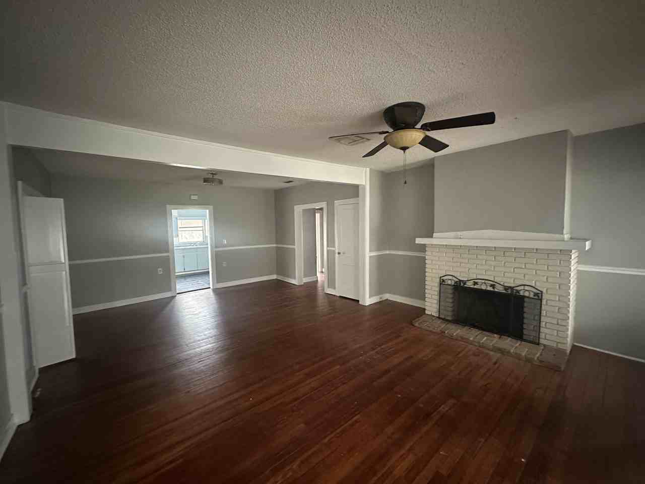 415 E Mcdonald Ave #1 - Photo 2 of 17