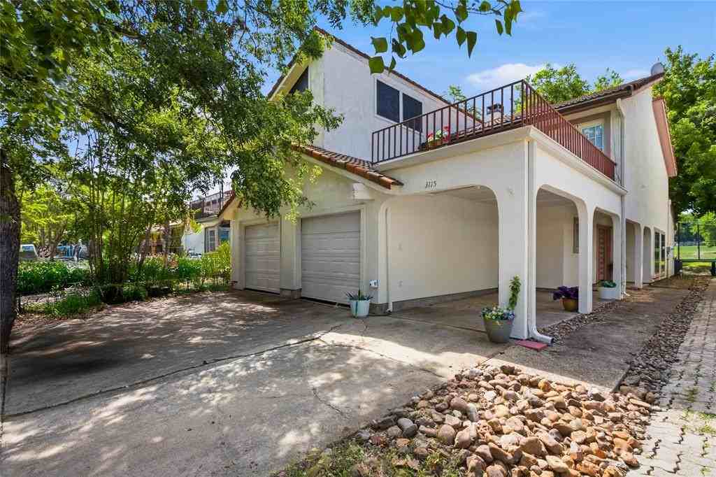 3115 Lakeside Dr - Photo 5 of 35