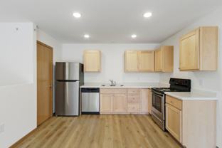 609 S Fond Du Lac Ave #609H - Photo 1 of 1