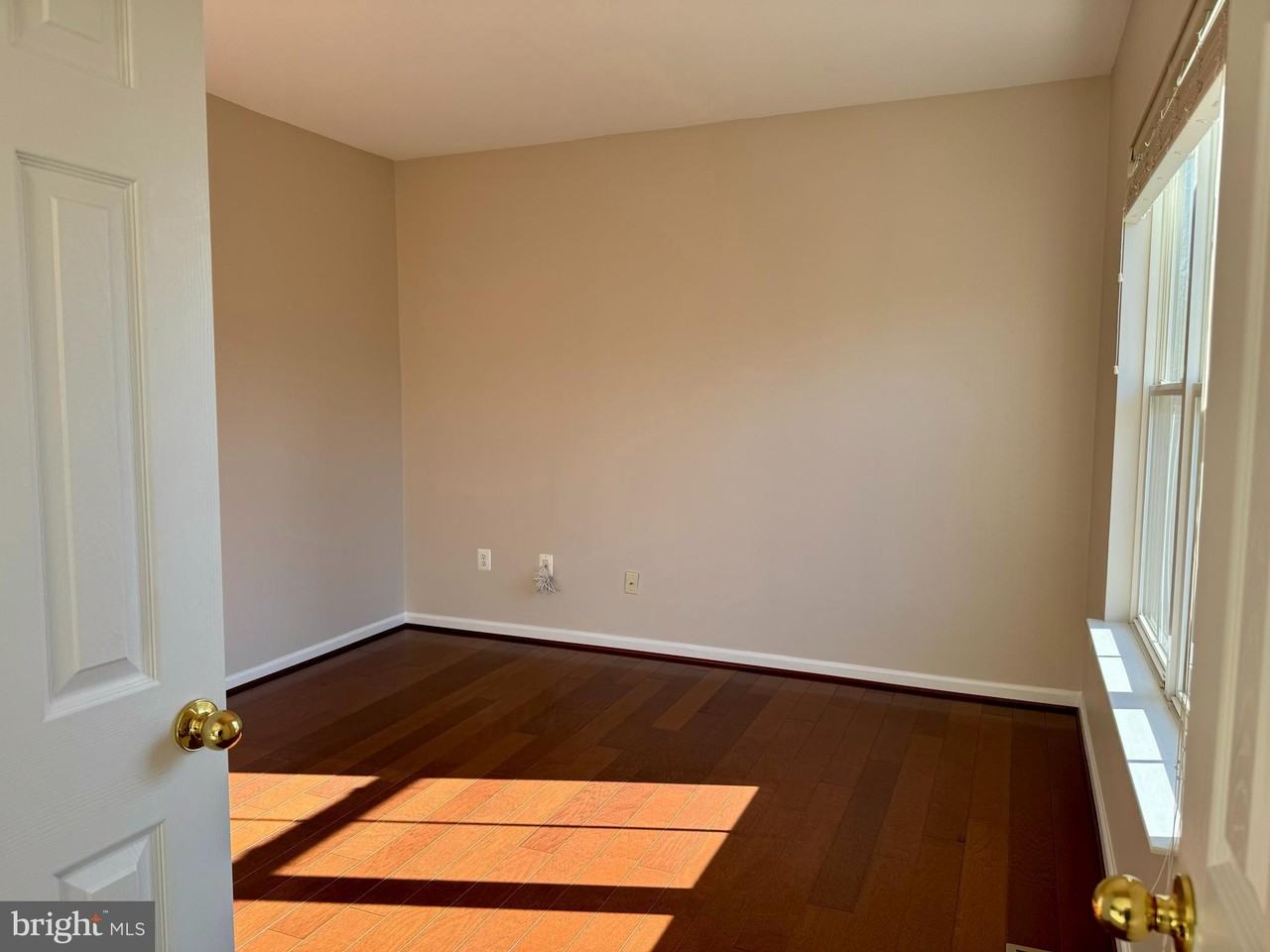1308 Walker Dr - Photo 5 of 22