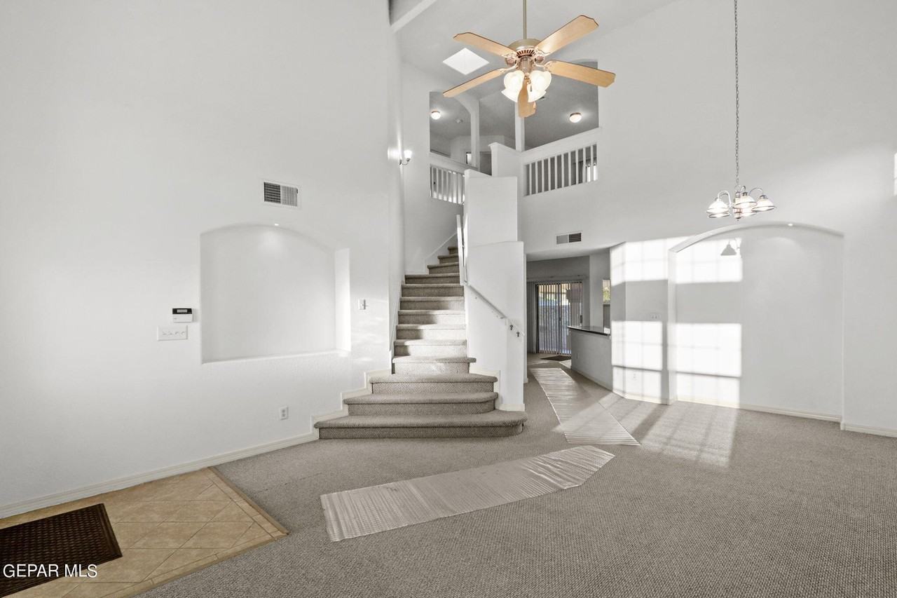 1476 Luz De Sol Dr - Photo 6 of 47