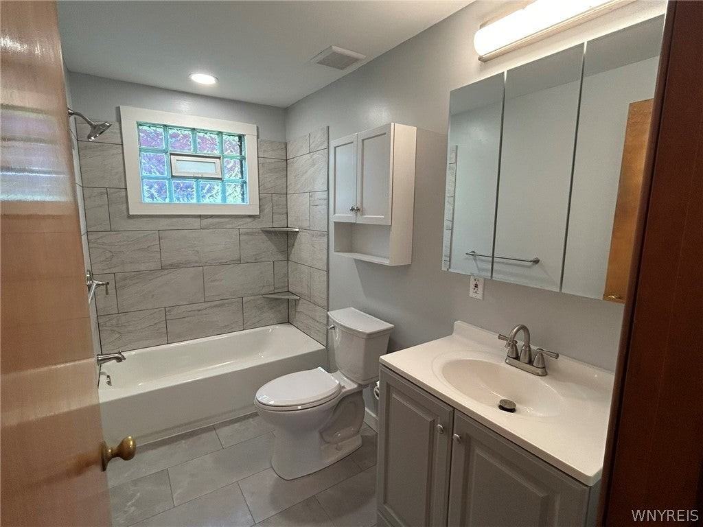 1835 Military Rd - Photo 6 of 28
