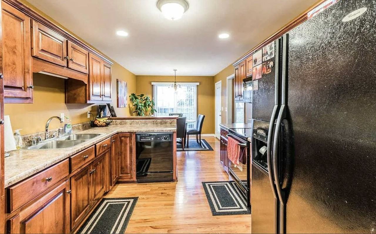 639 Muirfield Cir #1 - Photo 2 of 10