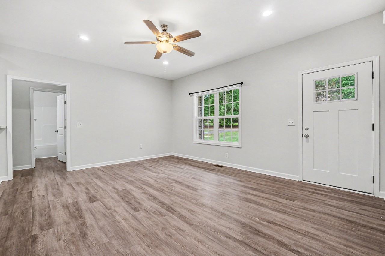 324 N Milford Dr #1 - Photo 2 of 16