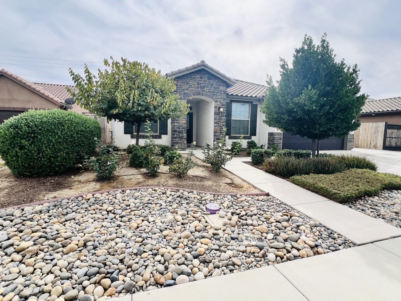 9223 Oak Garden Ln #1