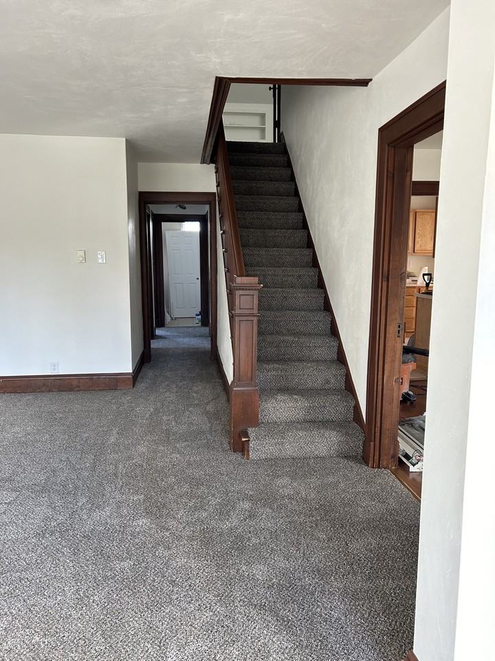 1371 Mount Pleasant Rd #1371 - Photo 4 of 10