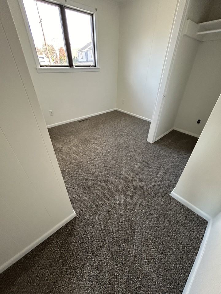 1371 Mount Pleasant Rd #1371 - Photo 6 of 10