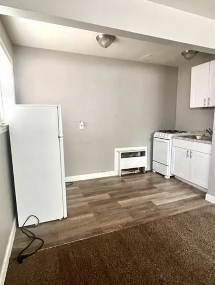 14934 Tireman Avenue6 #6 - Photo 6 of 9