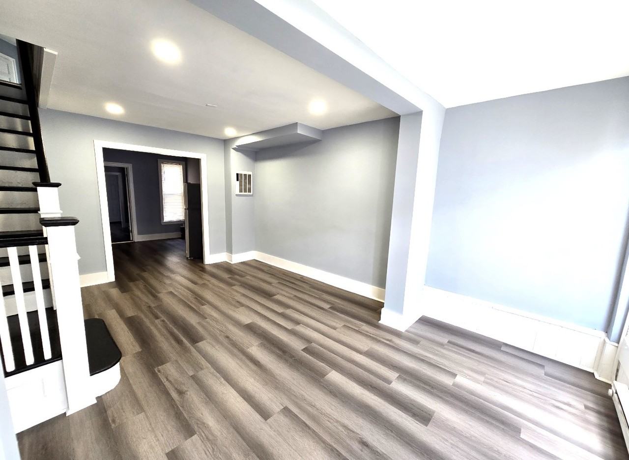 6542 Regent St #1 - Photo 5 of 33