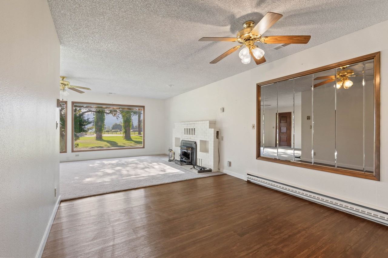 10181 N Fairway Dr #1 - Photo 5 of 24