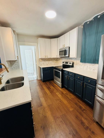 3653 Nottaway St #1 - Photo 4 of 20