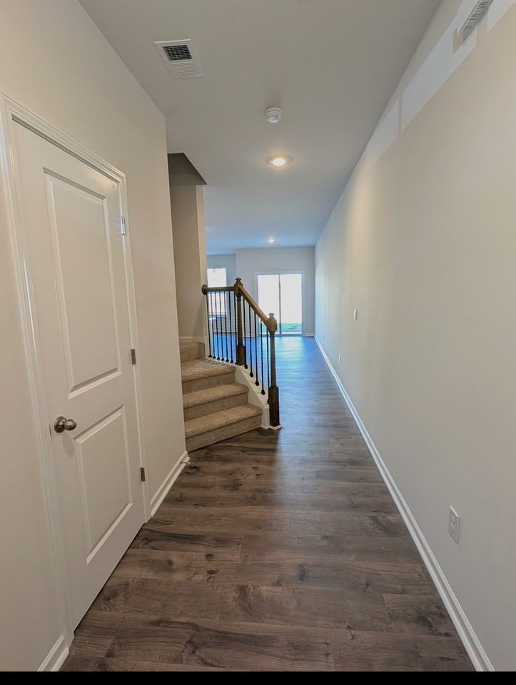 1664 Hallview Ct #1 - Photo 3 of 26