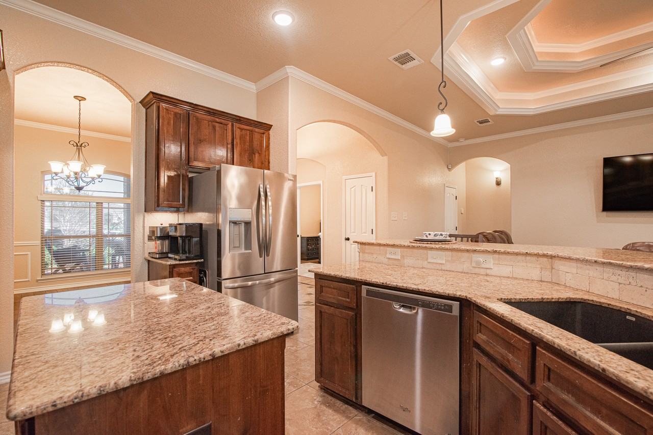 2040 Chinquapin Ln #1 - Photo 5 of 13