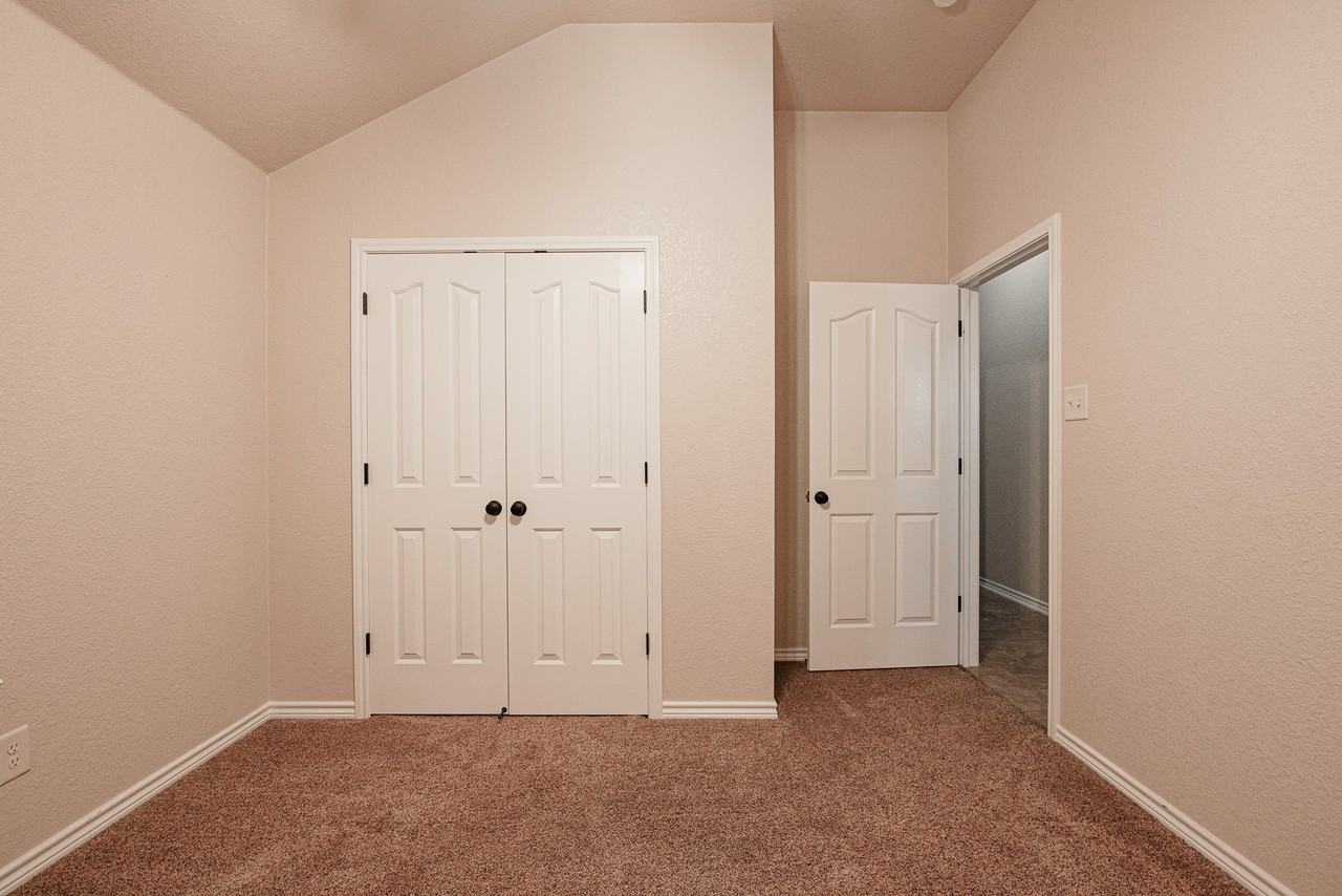 2040 Chinquapin Ln #1 - Photo 7 of 13