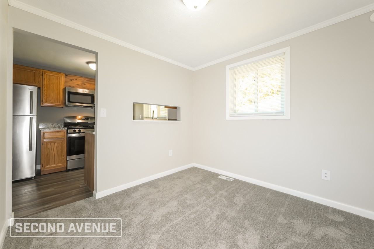 127 Stowe Dr - Photo 6 of 26