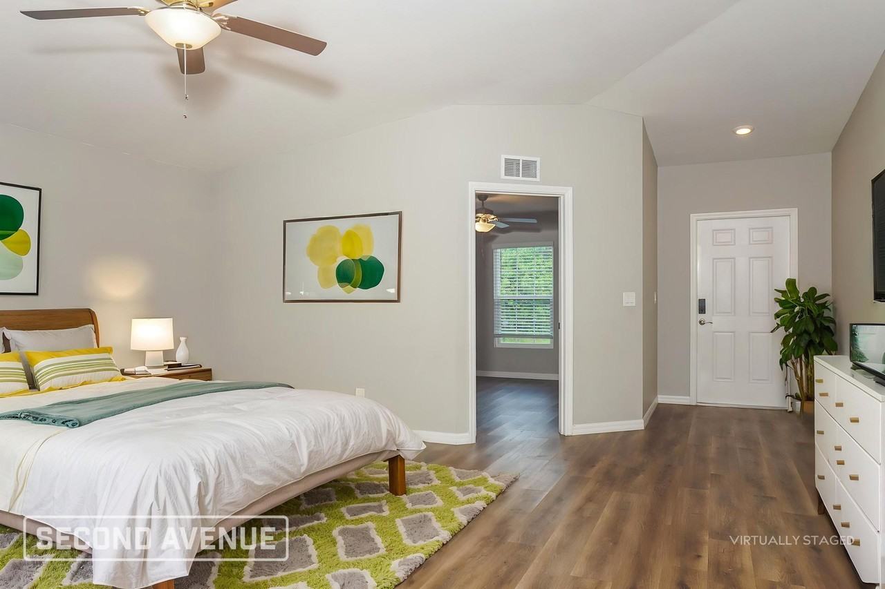 486 Hoffer St - Photo 5 of 28