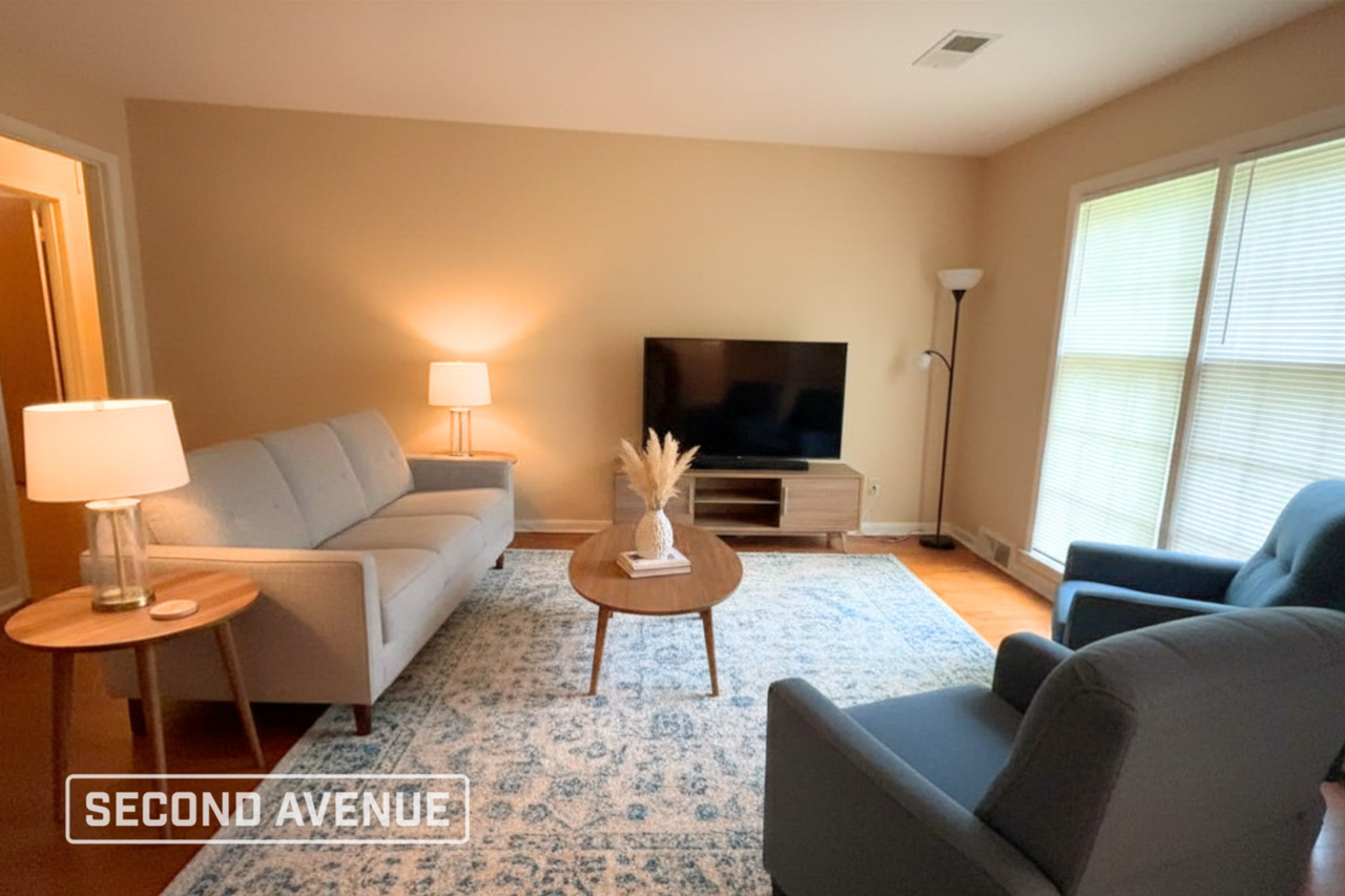 3102 Scotland Rd - Photo 2 of 24