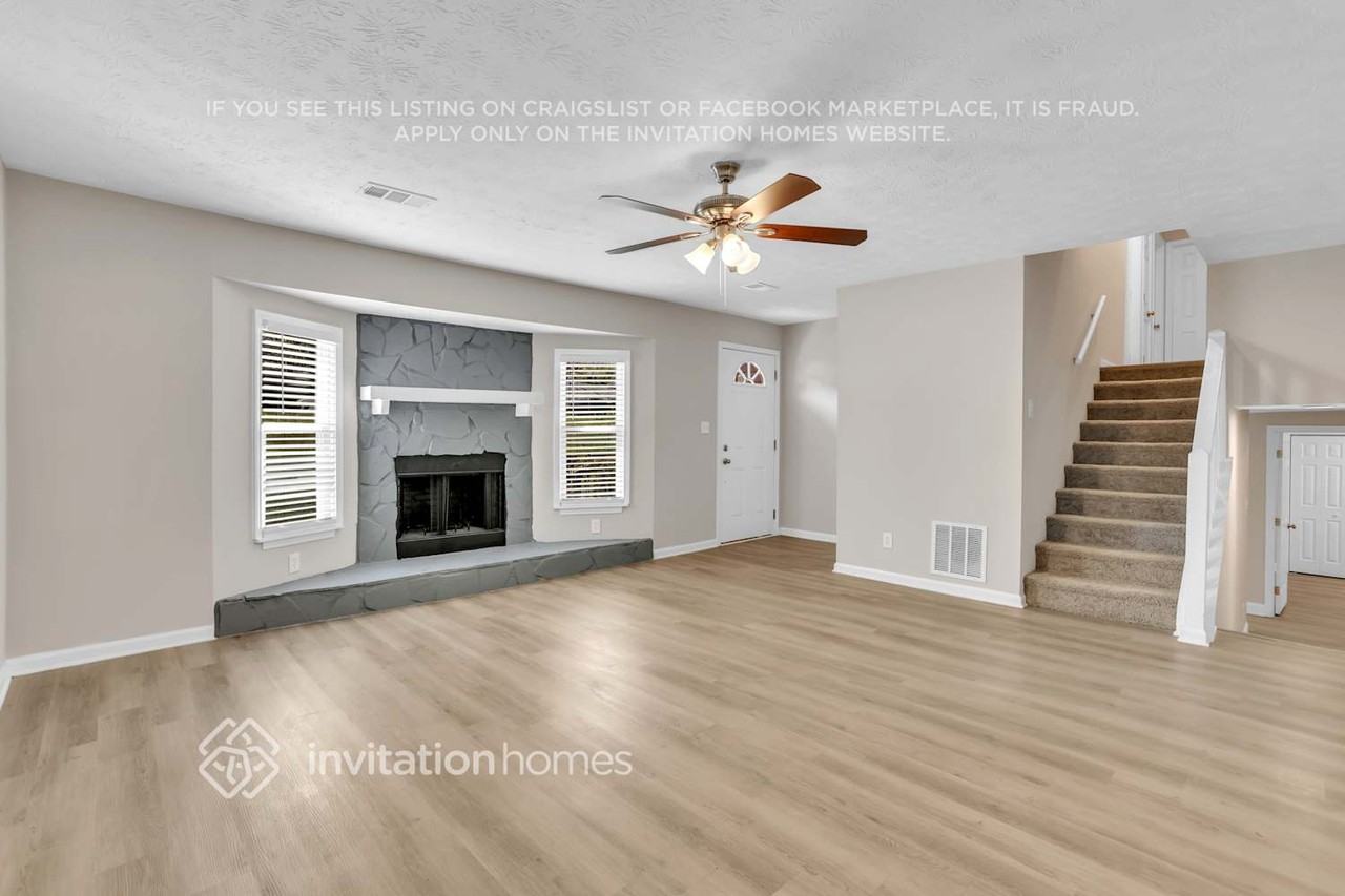 3742 Saddle Ridge Dr - Photo 5 of 27