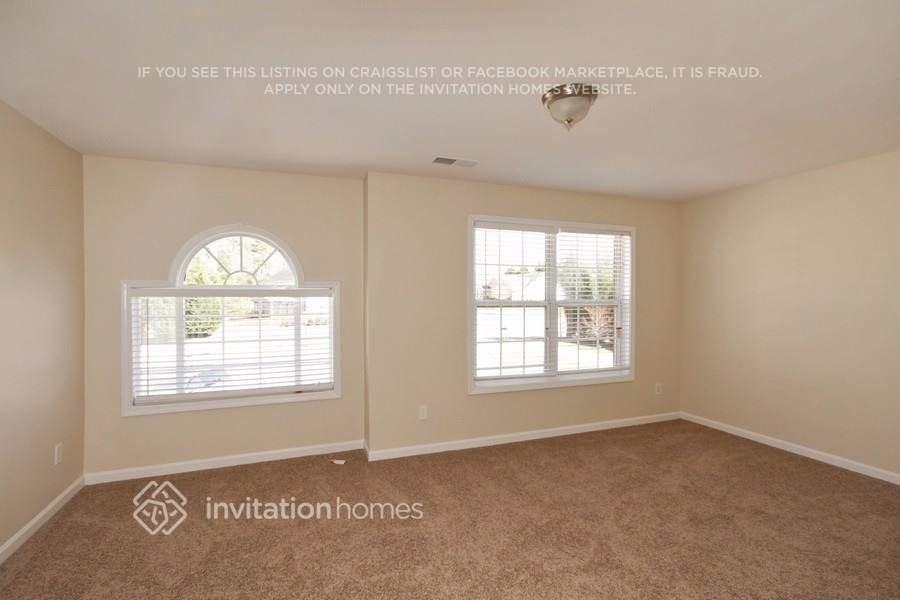 4010 Portico Run Dr - Photo 7 of 13