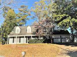 featured image of 650 Cranberry Ct